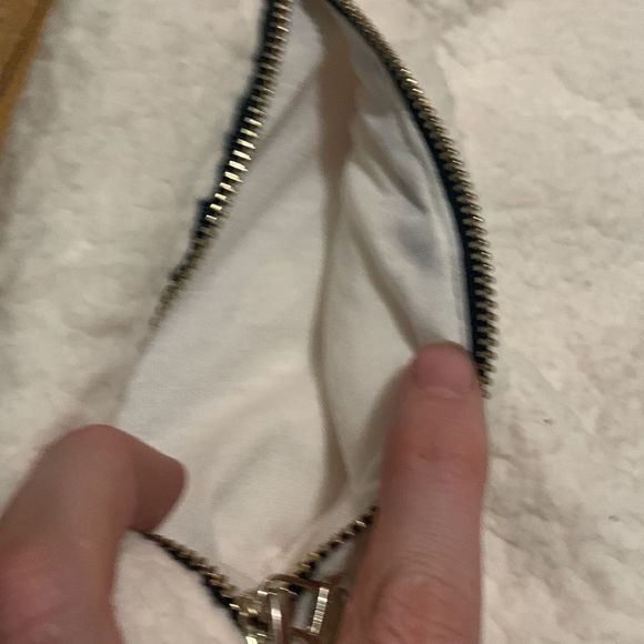 TOMMY HILFIGER
ESSENTIAL CURVE SHERPA POCKET JACKET - Picture 6 of 10